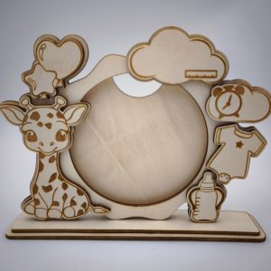 Zsiráfos képkeret lufikkal – Személyre szabható babaváró emlékőr